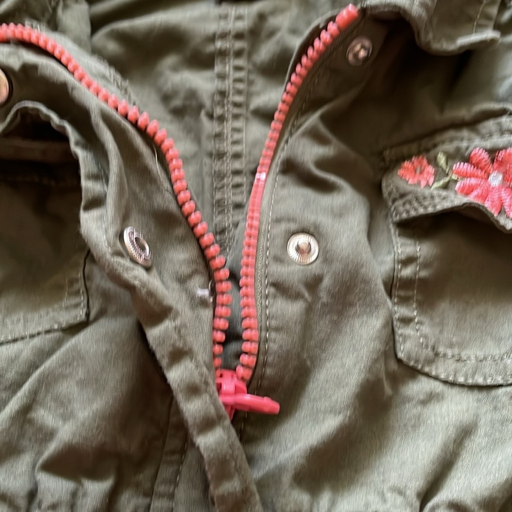 Little Lass Jacket - Picture 3 of 4
